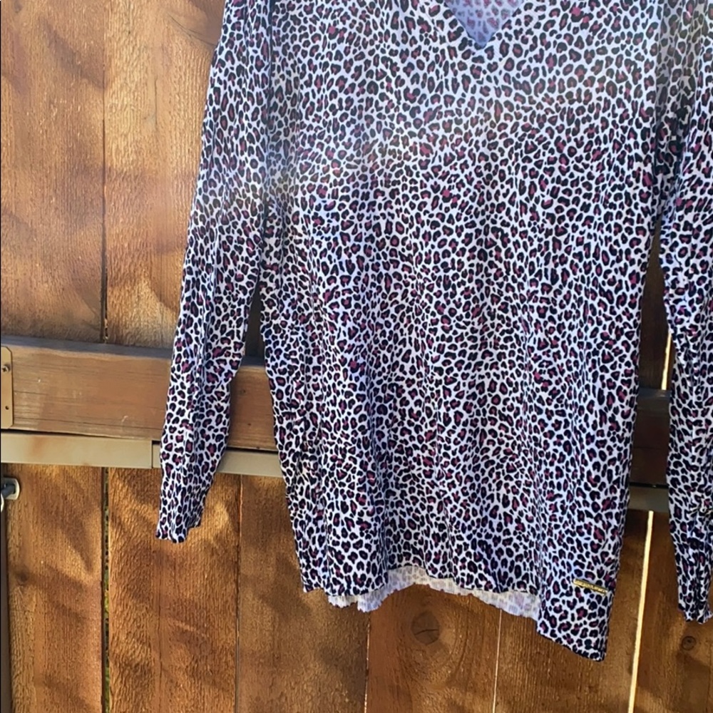 EUC Michael Kors cheetah print sweater light